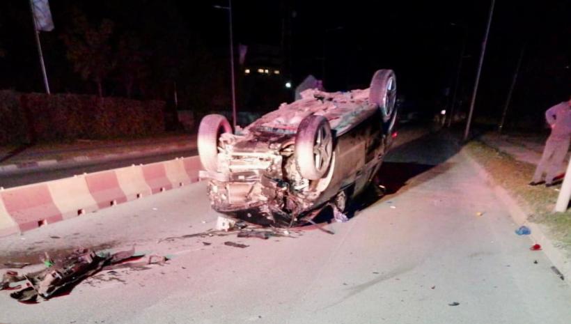 Doi ucraineni s-au răsturnat cu mașina  la intrare în Năvodari 18804646