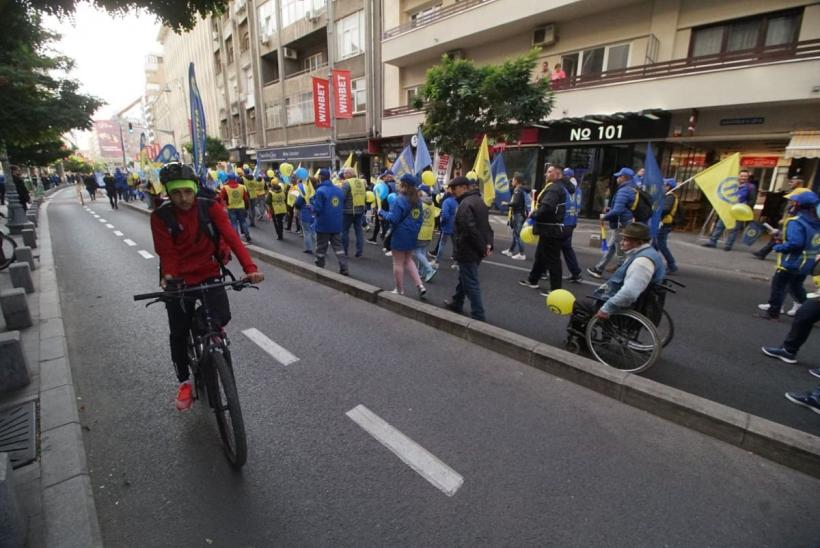 Update „Marșul Anti-Sărăcire”: caravanele Cartel Alfa au ajuns la București 18804728