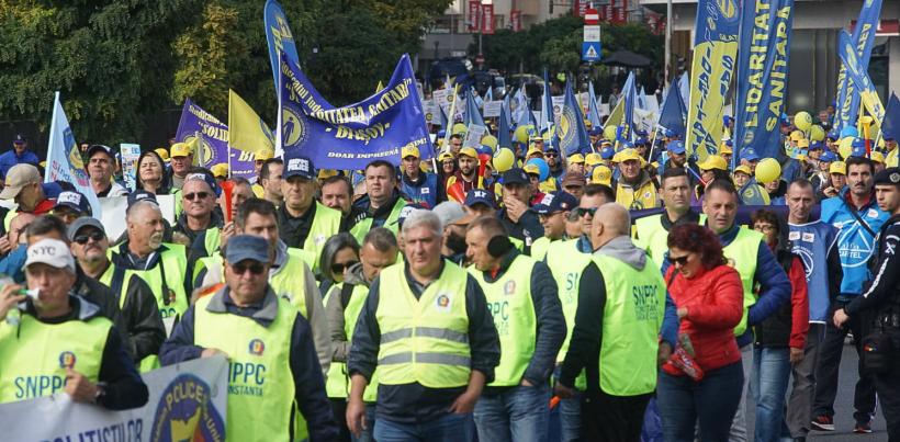 Update „Marșul Anti-Sărăcire”: caravanele Cartel Alfa au ajuns la București 18804738