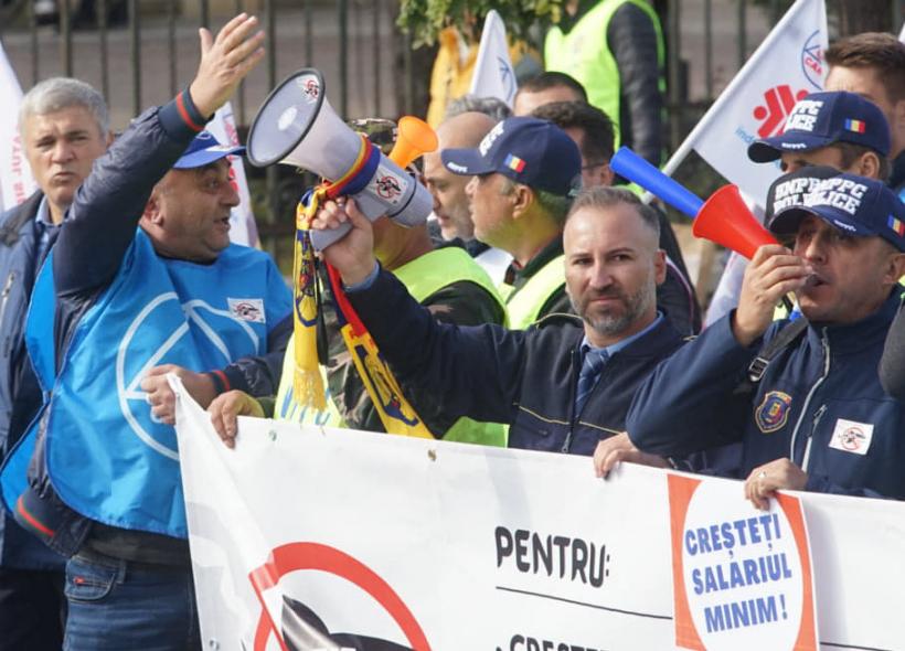 Update „Marșul Anti-Sărăcire”: caravanele Cartel Alfa au ajuns la București 18804739