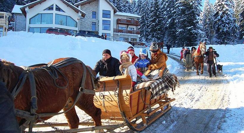 Crăciunul în România, Revelionul în Bulgaria, la schi