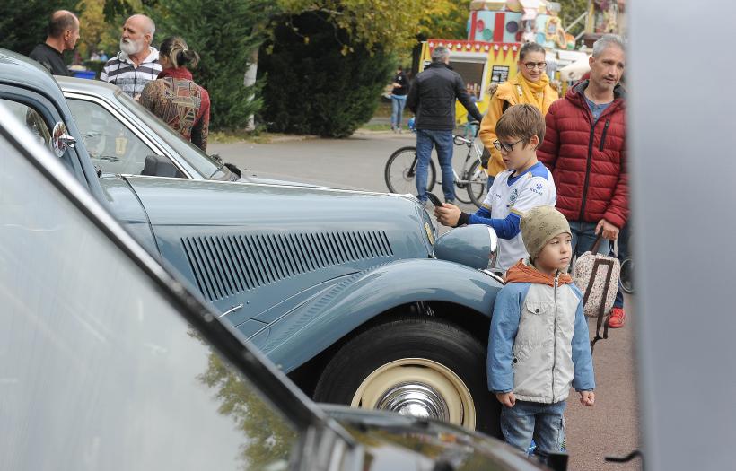 Retroparada Toamnei, în imagini de poveste 18805075