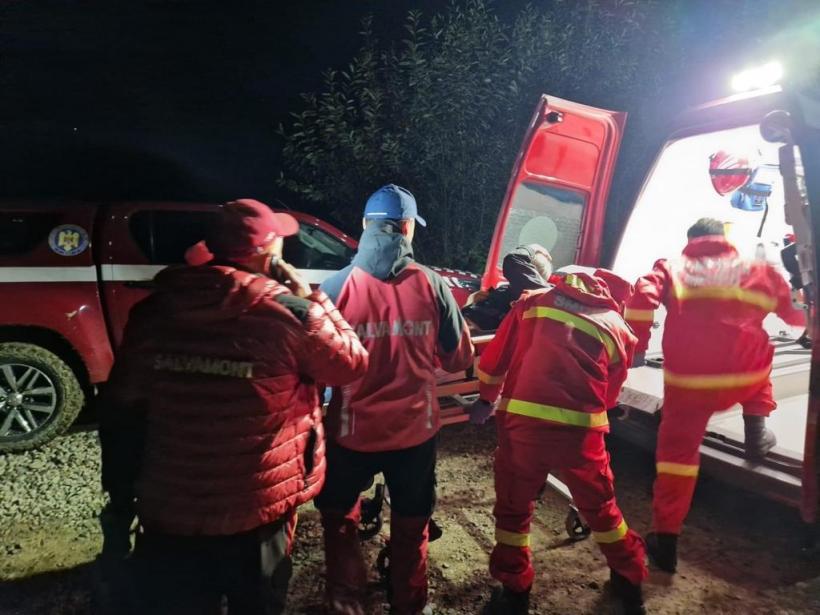 Salvamont: 16 persoane, salvate de pe munte în ultimele 24 de ore