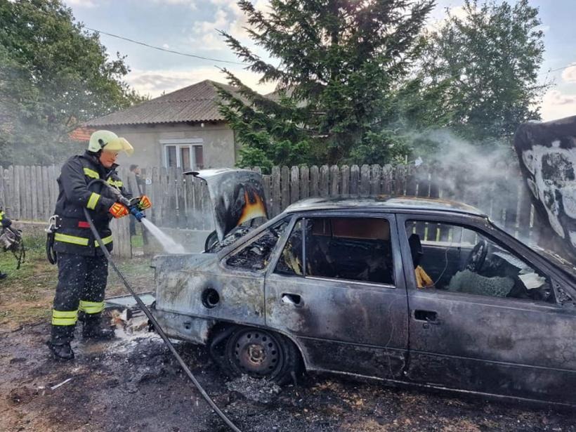 Un puști de 17 ani, zi de zi în ajutorul comunității sale! Se întâmplă la Constanța 18805227