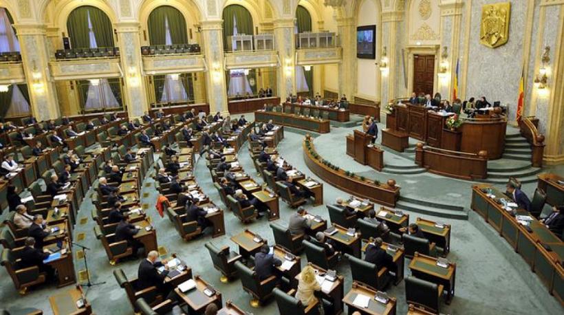 Senatul refuză să pună semnul egal între victimele politice ale sovieticilor și cele ale naziștilor, după 23 august 1944