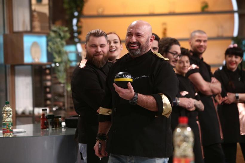 Miercuri seară, când Cătălin Scărlătescu a spart bomba cu 5 amulete și a anunțat că aduce 4 concurenți din bootcamp, Chefi la cuțite a fost lider de audiență 18805978
