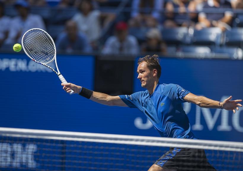 Daniil Medvedev îl învinge pe Grigor Dimitrov și ajunge în finala turneului de la Viena