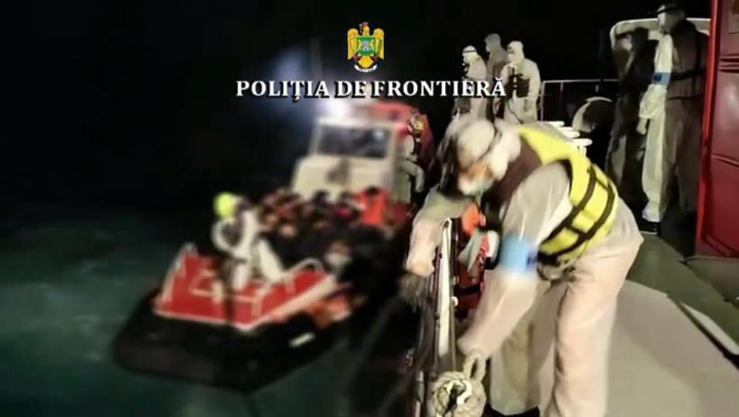 VIDEO Misiune providențială a polițiștilor români de frontieră. Garda de Coastă salvează noi vieți în Marea Mediterană