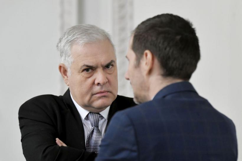 Noul ministru al Apărării, Angel Tîlvăr, a depus jurământul de învestitură în funcţie
