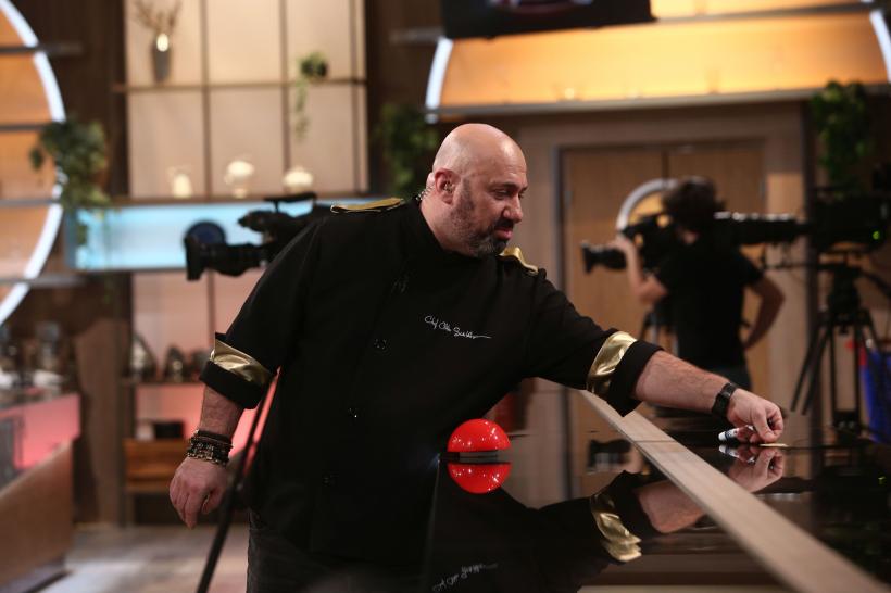 Patru concurenți din bootcamp sunt chemați în competiție!  Chef Cătălin Scărlătescu folosește amuleta care îi oferă acest avantaj 18806449