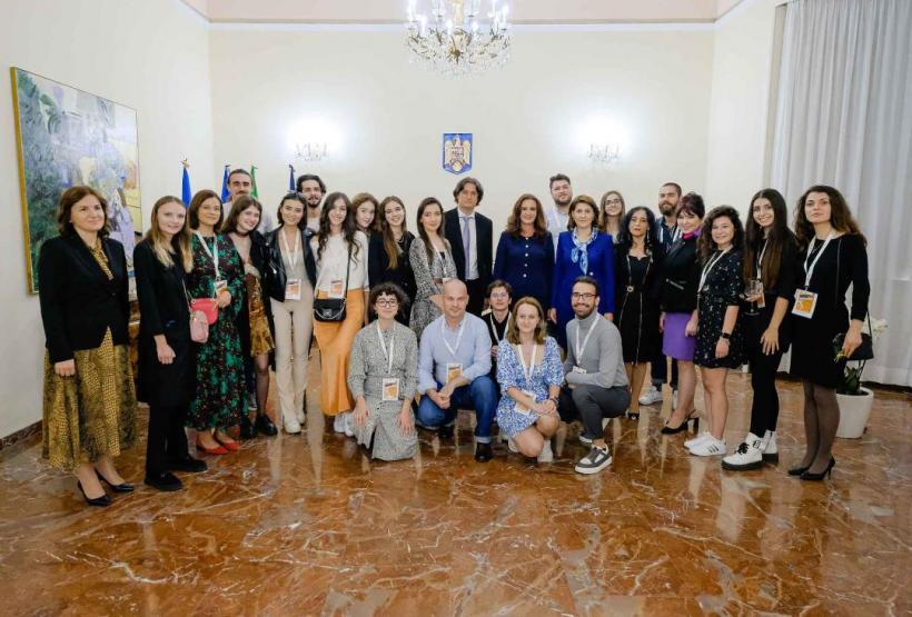 Caravana UNATC pentru Diaspora și Românii de pretutindeni 18806525