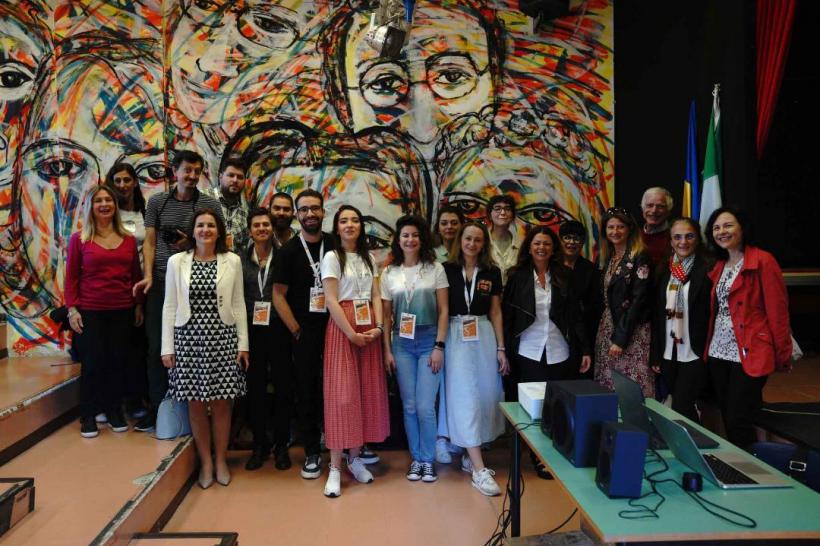 Caravana UNATC pentru Diaspora și Românii de pretutindeni 18806531