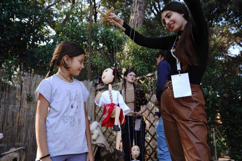 Caravana UNATC pentru Diaspora și Românii de pretutindeni 18806532