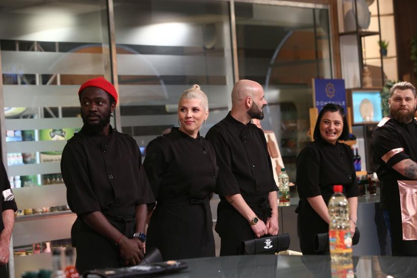 Chefi la cuțite, lider de audiență cu ediția în care Chefii și-au competat echipele cu noi concurenți. Diseară, echipele sunt jurizate de marii maeștri bucătari ai României de dinainte de Revoluție 18806611