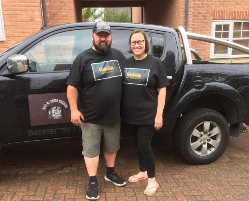 O femeie își închiriază soțul pentru 40 de lire pe oră. „Afacerea” se bucură de un succes uriaș 18806873