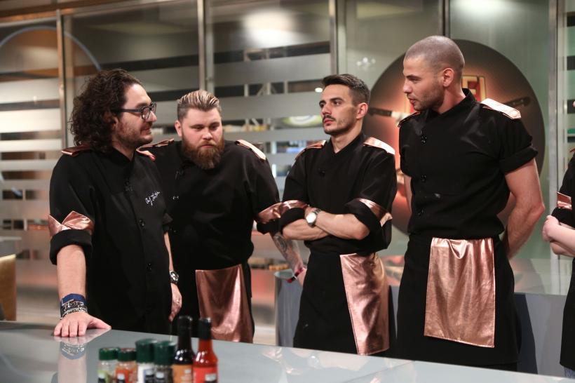 Chefi la cuțite, lider de audiență cu ediția de miercuri seară, în care battle-ul a fost câștigat de Cătălin Scărlătescu. Tema probei a fost mărul discordiei între cei trei Chefi! 18806997