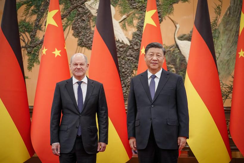 Olaf Scholz a prezentat priorităţile vizitei oficiale în China 18807189
