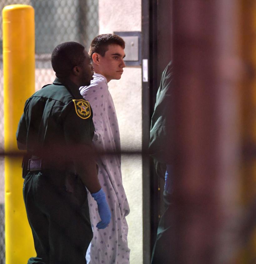 Un bărbat a fost condamnat la 34 de pedepse consecutive de închisoare pe viață  18806984