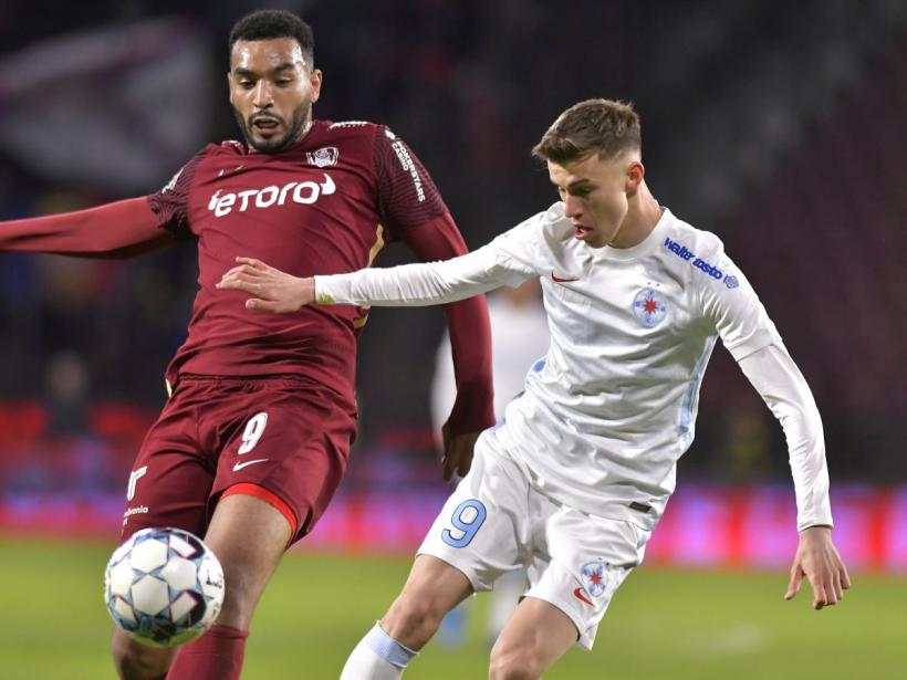 CFR Cluj amendată de UEFA cu 10.000 euro după incidentele de la meciul cu Slavia Praga