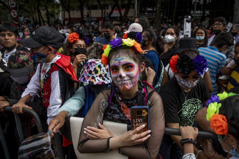 Cum sărbătoresc mexicanii Ziua Morților?