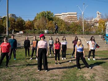 „Capsulele de Teatru și Deșteptări” marca Ideo Ideis și-au încheiat traseul prin țară. Noi murale inaugurate în două orașe în cadrul proiectului 18807308