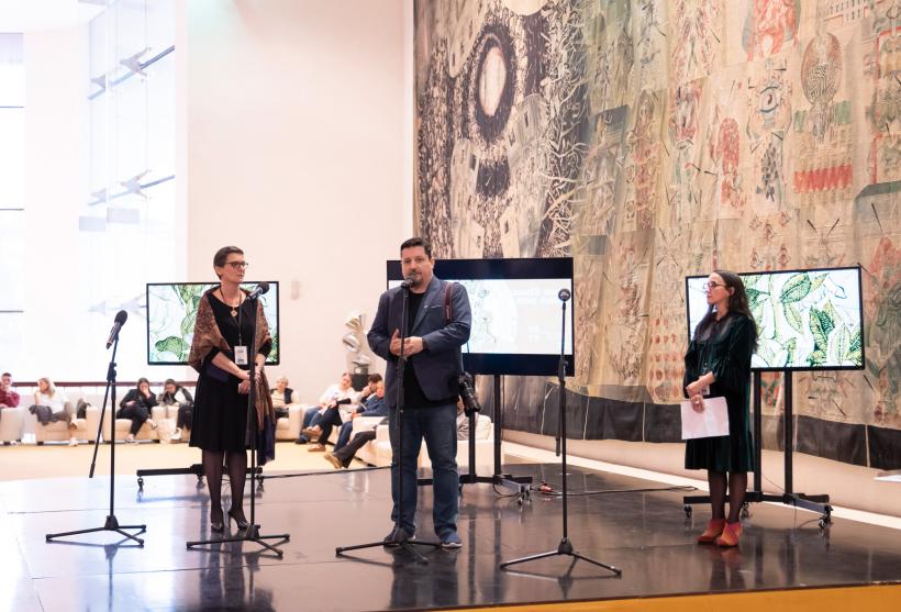 Fotografii inedite cu Ion Caramitru, prezentate în premieră absolută cu prilejul deschiderii FNT 2022. Familia actorului a fost prezentă 18807593