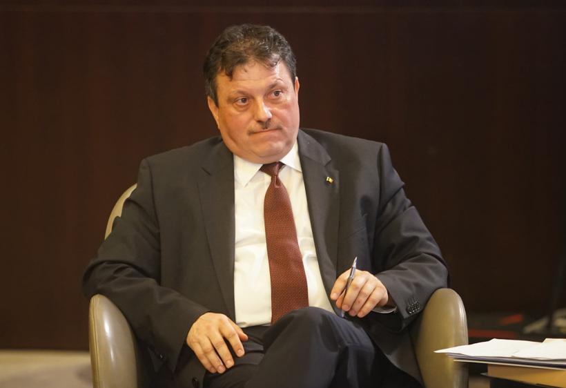 LIVE Conferinţa Naţională România Inteligentă „Soluţii de finanţare pentru agricultură / Siguranţa alimentară şi rezistenţa la crize". 18807933