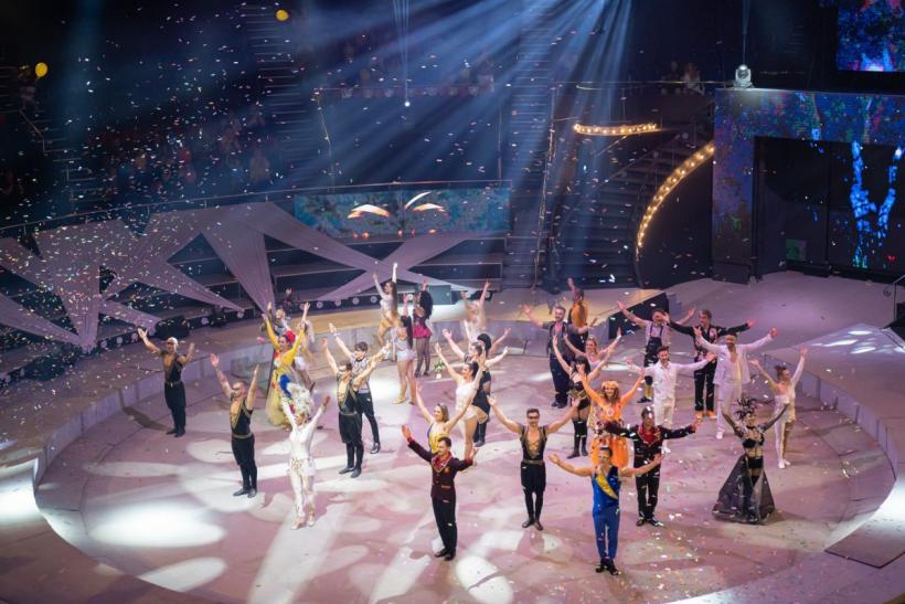 Jocurile de lumini și lasere 3D, dresate în locul animalelor 18807564