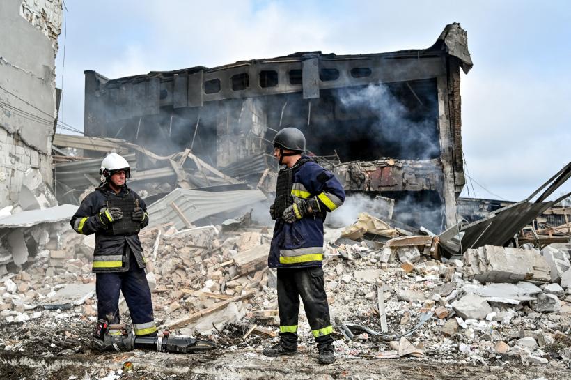 Război în Ucraina, ziua 257. Forțele ruse continuă să avanseze în direcțiile Bahmut, Avdiivka și Novopavlivske 18807647