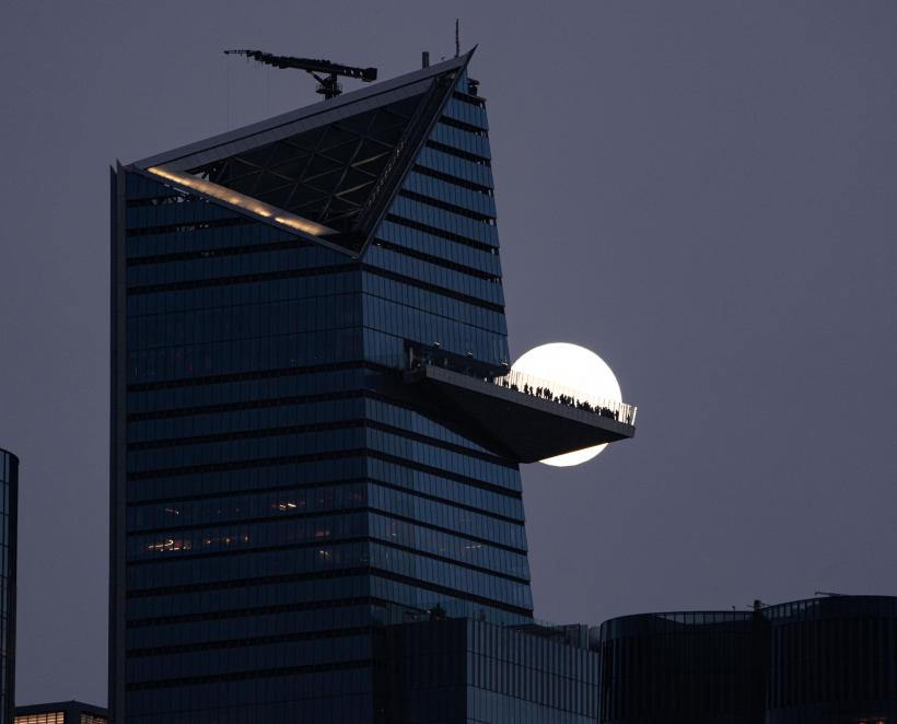 Ultima eclipsă de Lună/Blood Moon până în 2025, inspirație pentru fotografii din întreaga lume 18808099