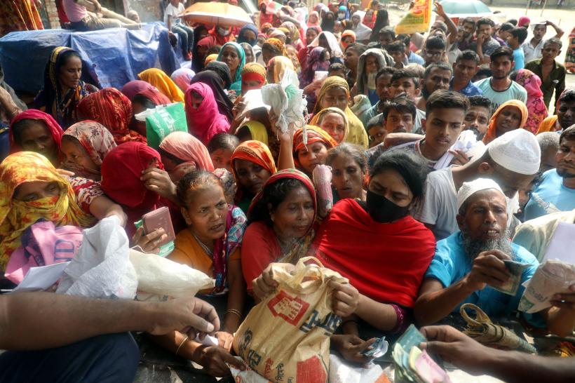 Lupta pentru hrană! 18808326