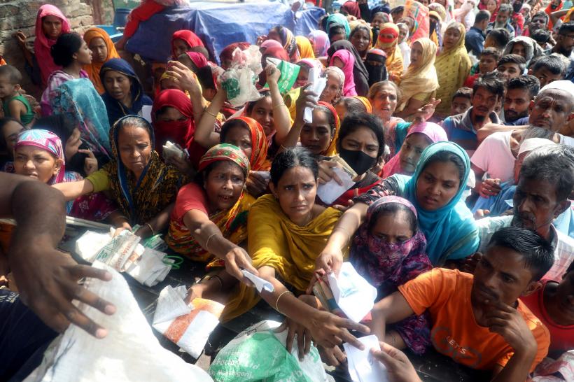 Lupta pentru hrană! 18808330