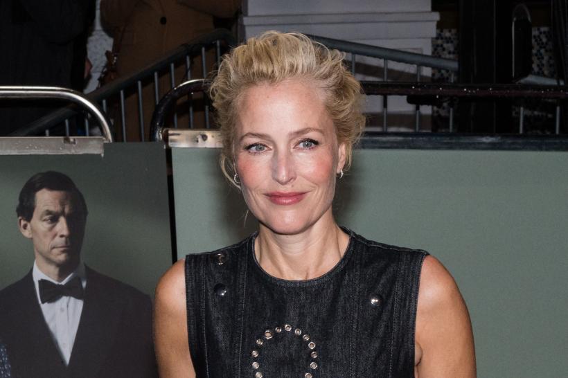 Mult așteptata premieră mondială a sezonului 5 din „The Crown” a avut loc la Londra. Imelda Staunton, Elizabeth Debicki și Jonny Lee Miller, vedetele care întruchipează familia regală 18808175