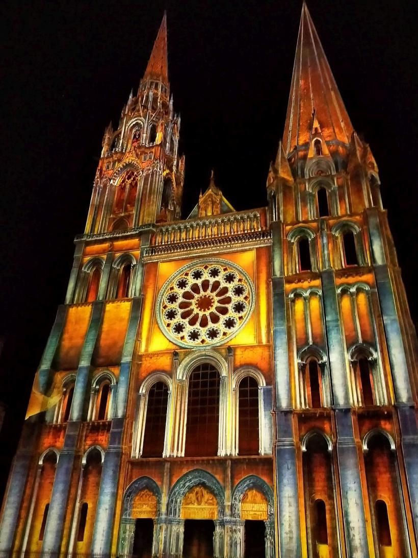 Înghesuială la cumpărat vacanțe de vară 18808460