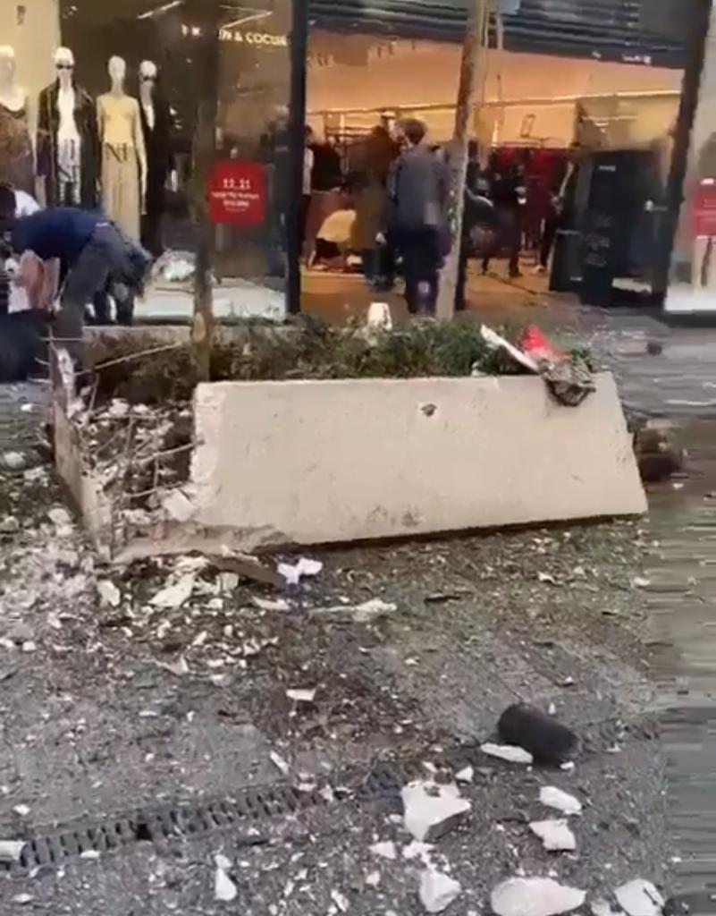 Explozie de PROPORȚII în Piața Taksim din Istanbul. Mai mulți morți și zeci de răniți! Posibil atac cu bombă. Iată imaginile 18809029