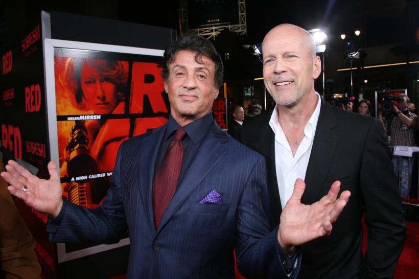 Sylvester Stallone, informații dureroase despre starea de sănătate a lui Bruce Willis