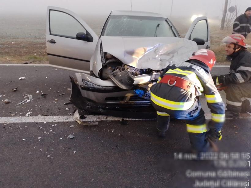Accident în Călărași, pe o ceață densă. Două persoane au fost rănite 18809156