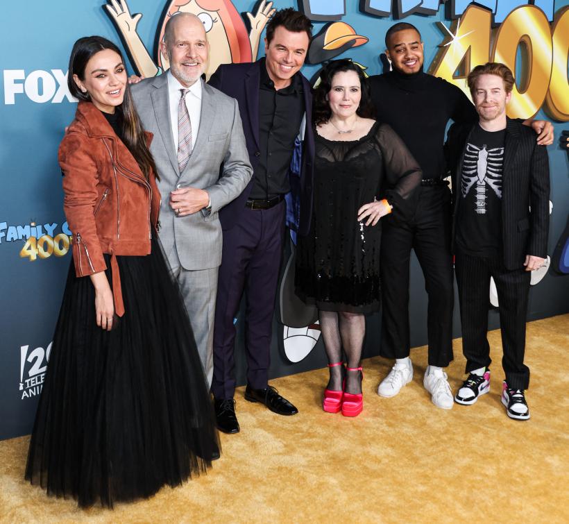 Family Guy a ajuns la episodul cu numărul 400. Vedetele au sărbătorit succesul celor 23 de ani pe ecran   18809083