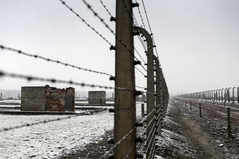 Fiul lui Witold Pilecki, supravieţuitor de la Auschwitz, dă în judecată guvernul polonez