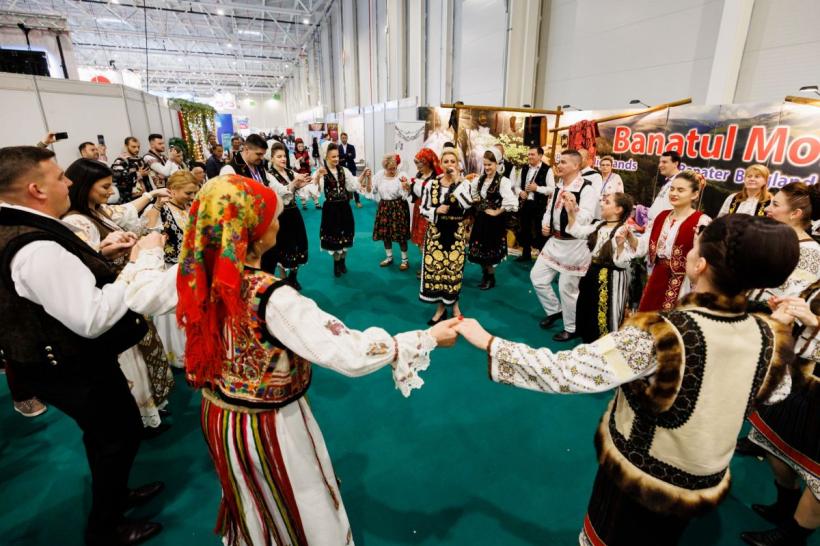 La Târgul Național de Turism al României standul județului Caraș-Severin a impresionat vizitatorii 18809268