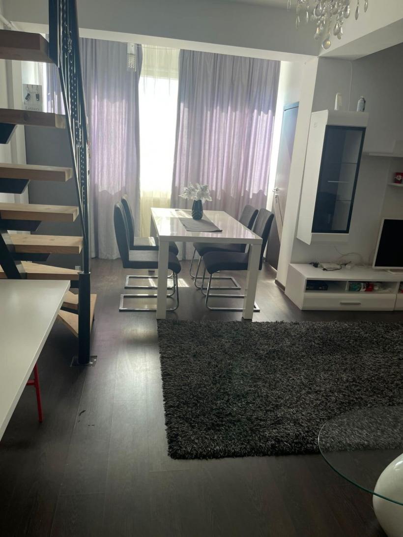 Cum a fost o româncă răsplătită de o familie de ucraineni, după ce aceasta i-a cazat în propria locuință. Femeia a apelat la poliție 18809543