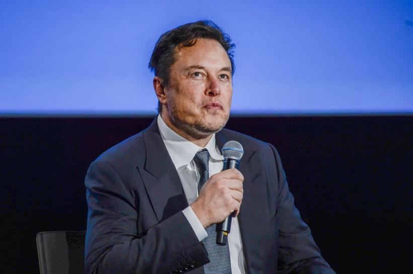 Ultimatum dur Elon Musk angajaților Twitter: Munciți din greu sau plecați