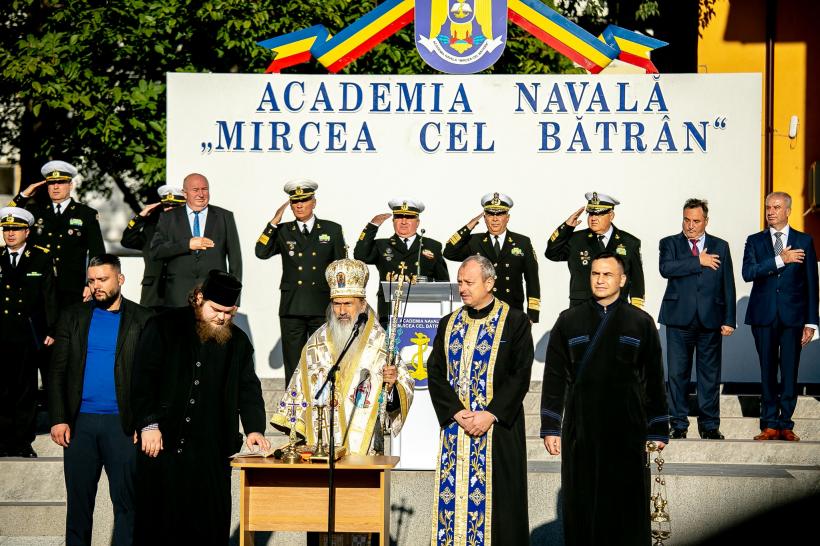 George Hanbury Leonardoda Loosely Academia Navală „Mircea cel Bătrân” Constanța, 150 de ani de învățământ  românesc de marină
