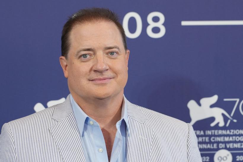 Brendan Fraser nu va participa la Globurile de Aur. Actorul protestează pentru că a fost atins pe fund de președintele galei 18810081