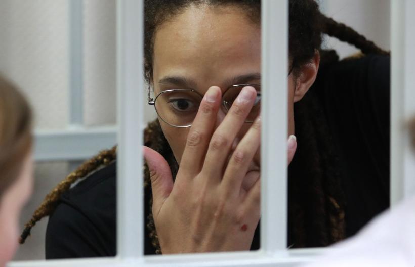 Sportiva Brittney Griner a fost dusă într-o închisoare de femei din regiunea Mordovia din Rusia 18810046