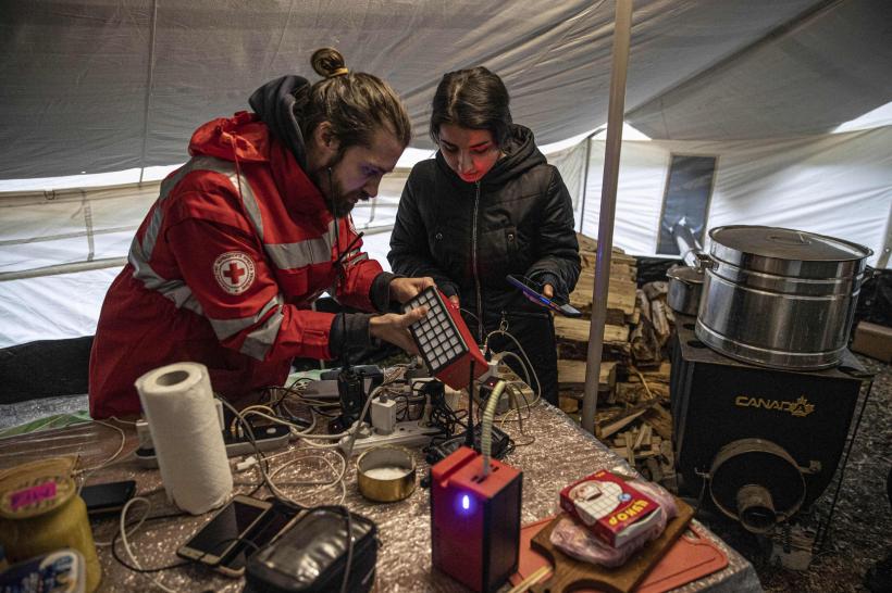 Alimentarea cu energie electrică a Ucrainei este sub control: "Nu este nevoie să părăsim țara" 18810358