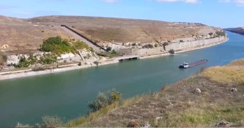 Canalul Dunăre-Marea Neagră, „sabotat” de pescari!