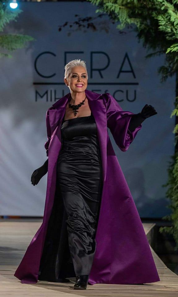 Recunoașteți vedeta? Este una dintre cele mai mari voci ale României!  18810598