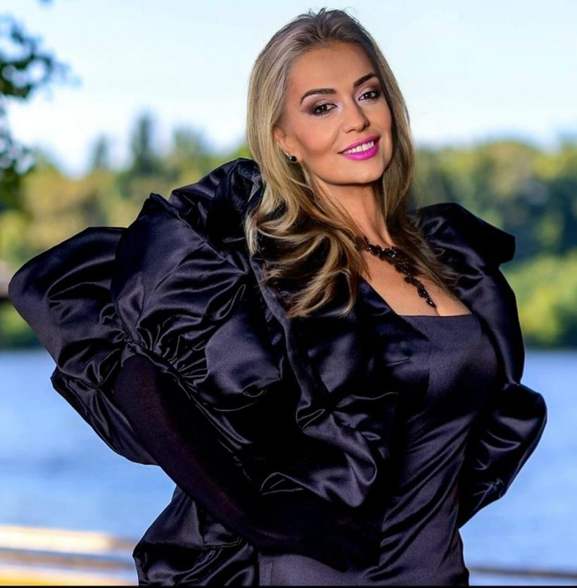 Recunoașteți vedeta? Este una dintre cele mai mari voci ale României!  18810599