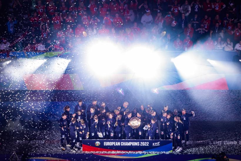 Norvegia, noua campioană europeană la handbal feminin după o răsturnare de scor spectaculoasă